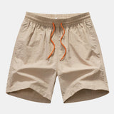 Hemd mit Palmenmuster und Shorts zum Schwimmen