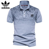 Herren-Poloshirt mit Blumenakzent