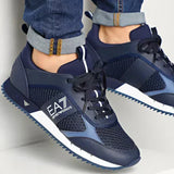 Intelligente urbane Sneakers für jeden Schritt