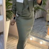 Feyra™ - Lässiges und Stilvolles Set mit Rundhalsausschnitt-Kleid und Jacke für Damen