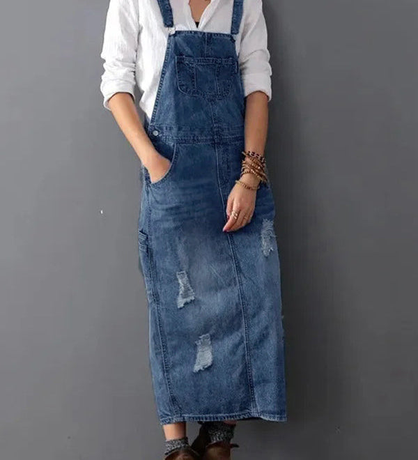 Frayla™ – Abgenutztes Jeanskleid mit Schlitz hinten