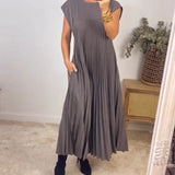 Petra™ – Zeitloses & Bequemes Plissiertes Kleid