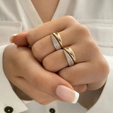 Sommerfeld | Eleganter Goldring mit funkelnden Steinen (1 kaufen, 1 gratis dazu)