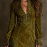 Gina™ – Kurzes Kleid aus Wildleder mit Spitze – Feminin & Saffiniert