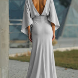 Clara | Elegantes Kleid mit V-Ausschnitt, rückenfrei und mit Ärmeln
