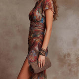 Judy | Boho-Abstrakt V-Ausschnitt Plissiertes Midikleid