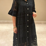 Emberly™ – Locker sitzendes Kleid mit Stickerei und Knopfleiste