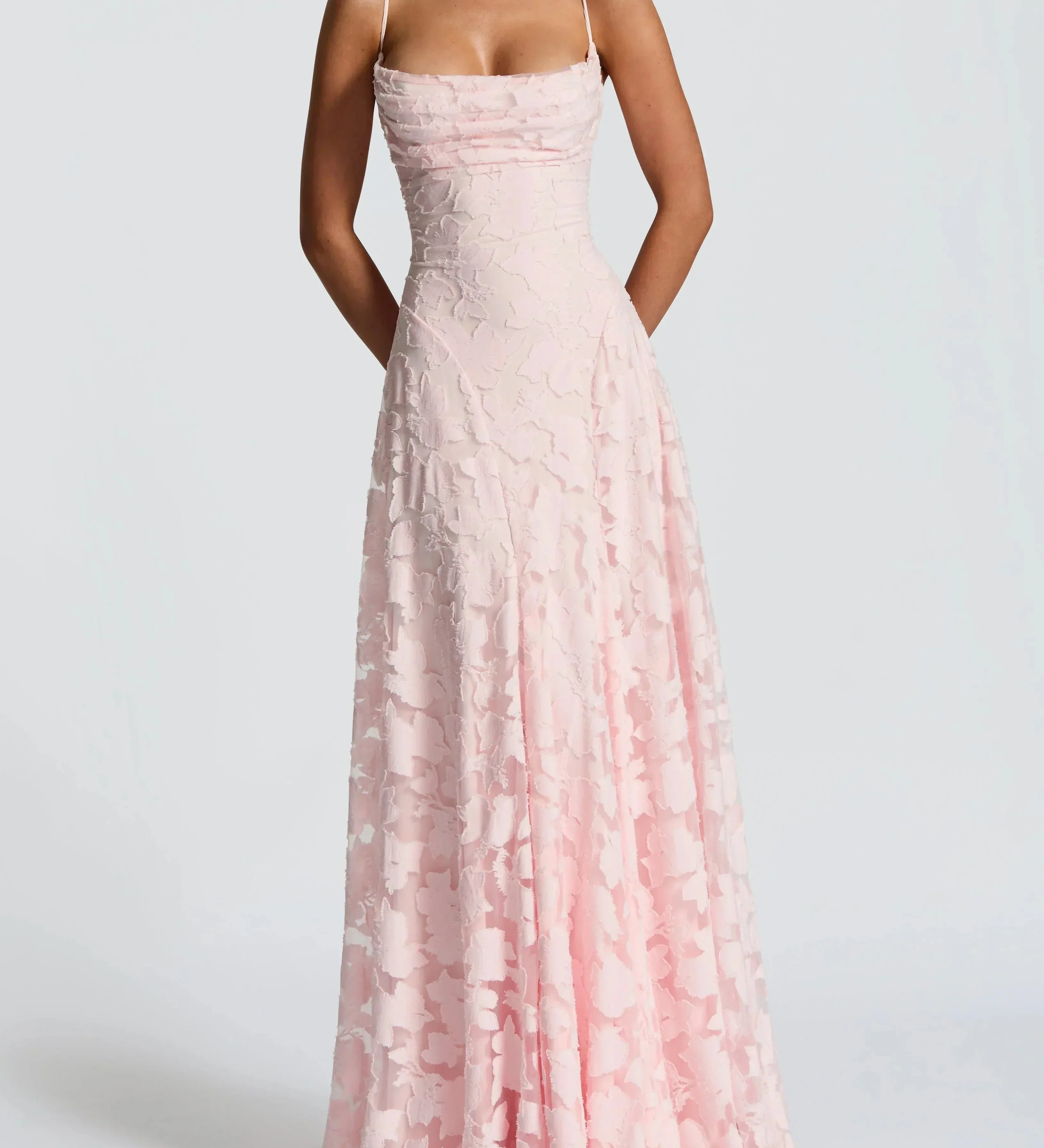 Rhoda™ – Fließende Eleganz im zeitlosen Maxi-Stil