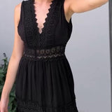 Sora™ – Ärmelloses Boho-Midikleid mit Spitzendetails