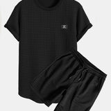 Kurzärmeliges Waffel-T-Shirt mit abgerundetem Saum & Shorts