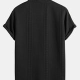 Kurzärmeliges geometrisches Jacquard-T-Shirt mit abgerundetem Saum & Shorts