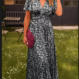 Erika™ - Stilvolles & Bequemes Blumenkleid