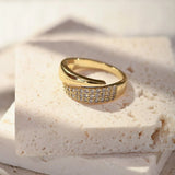 Sommerfeld | Eleganter Goldring mit funkelnden Steinen (1 kaufen, 1 gratis dazu)