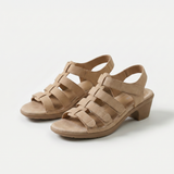 Tessa – Zeitlose Raffinesse in zartem Taupe